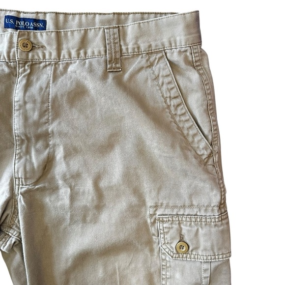 US Polo Assn Khaki Cargo Shorts 100% Cotton Sz 42 - Picture 2 of 5